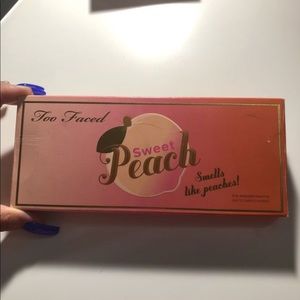 Too Faced Peach Palette 🍑